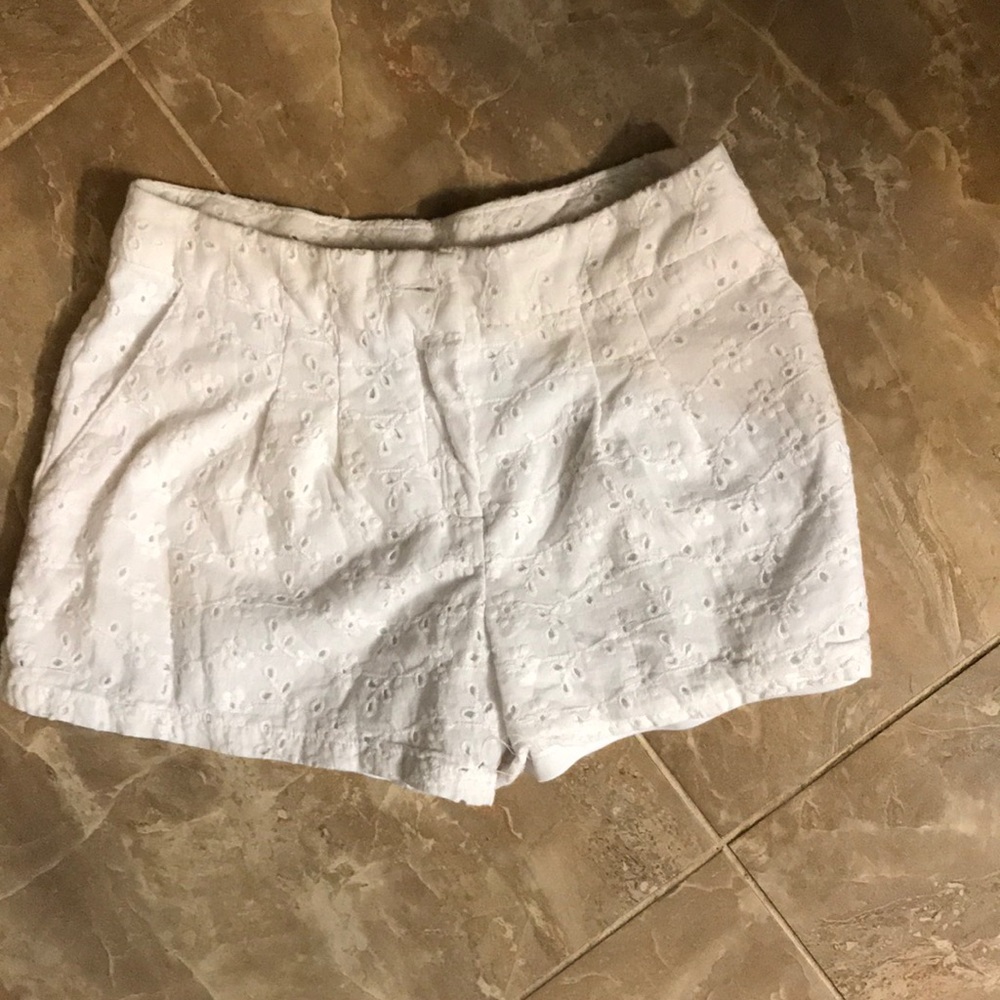 Kids white airy shorts